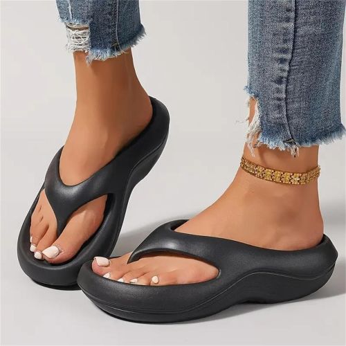 Fashion Trends Everyone Is Buying Right Now (2026 Guide) 12 amtr8